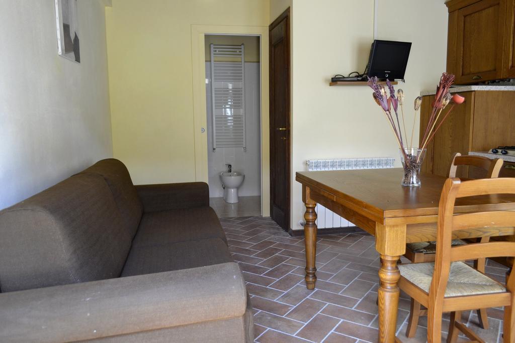 Tuscany Country Apartments Gambassi Terme Ngoại thất bức ảnh
