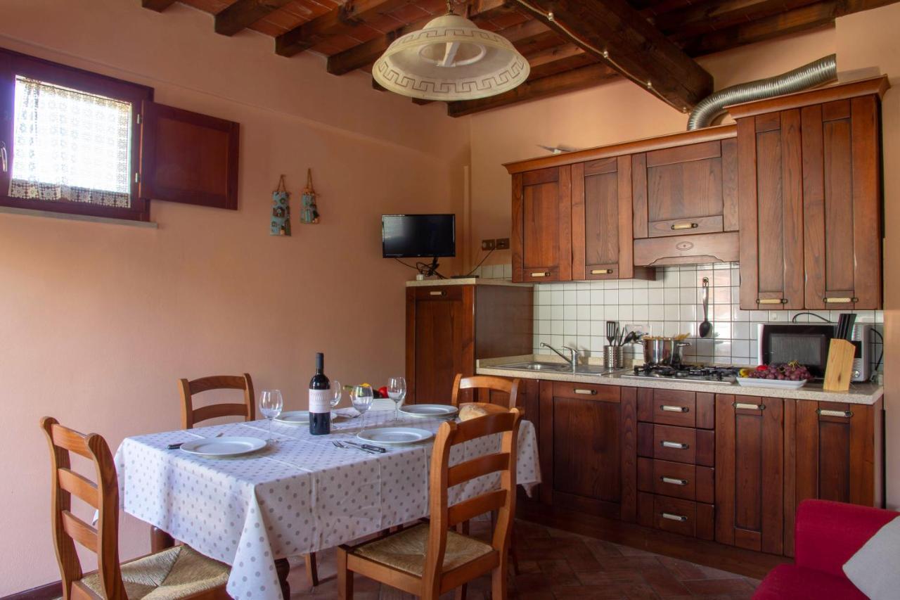Tuscany Country Apartments Gambassi Terme Ngoại thất bức ảnh
