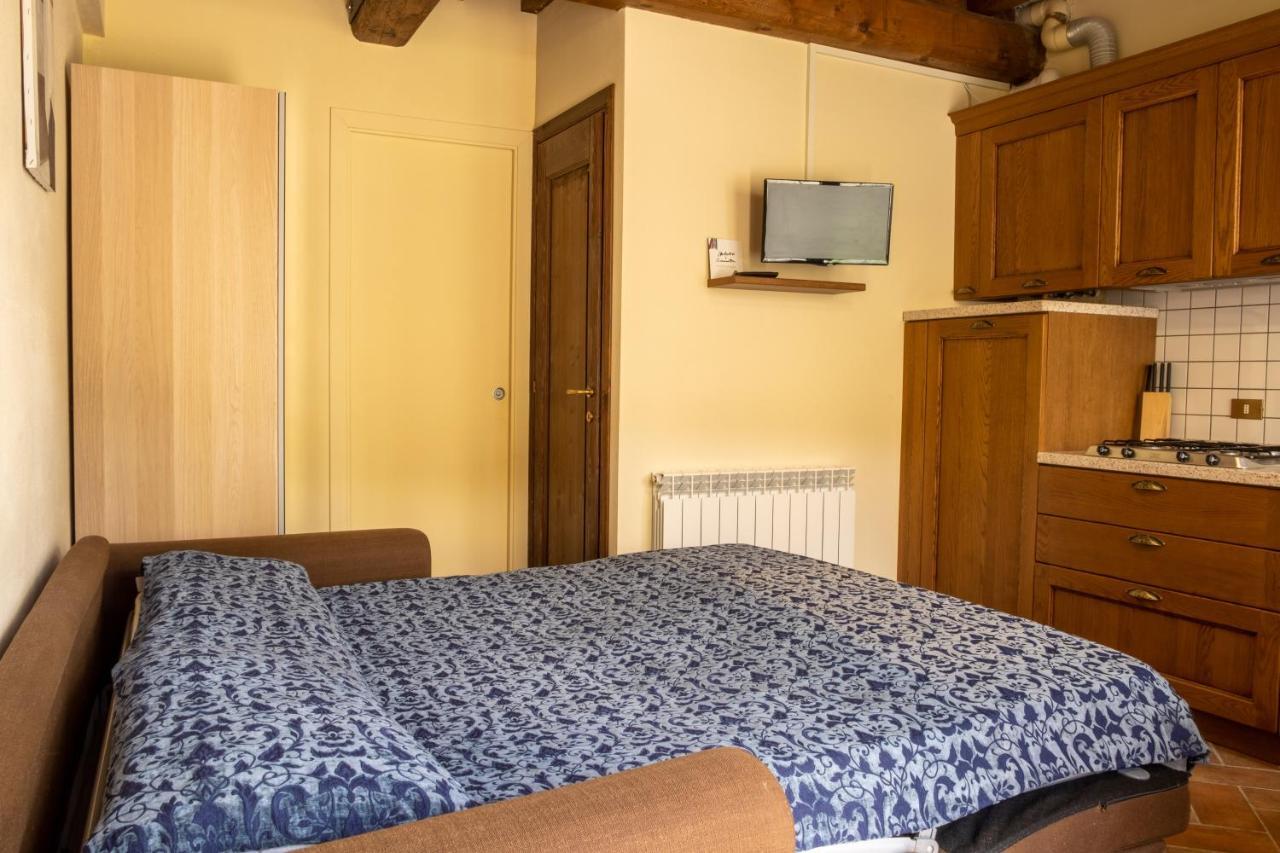 Tuscany Country Apartments Gambassi Terme Ngoại thất bức ảnh