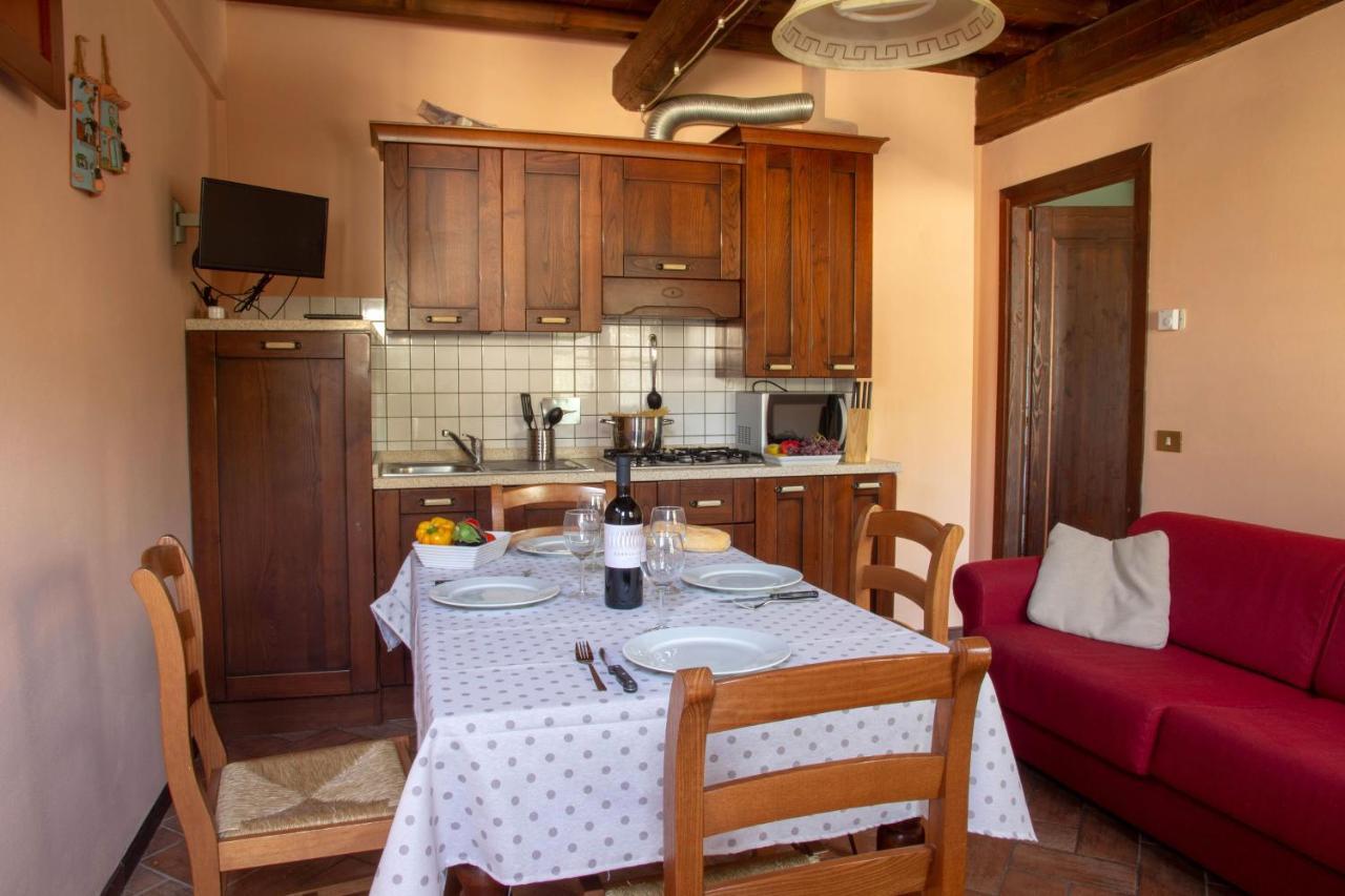 Tuscany Country Apartments Gambassi Terme Ngoại thất bức ảnh