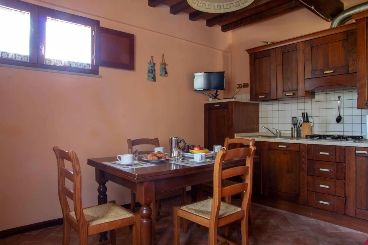 Tuscany Country Apartments Gambassi Terme Ngoại thất bức ảnh